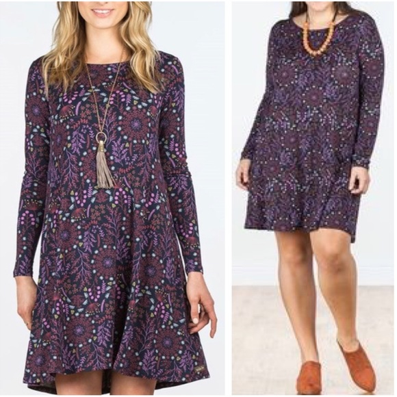 Matilda Jane Dresses & Skirts - Matilda Jane New Resolution Dark Floral Stretch Long Sleeve Dress